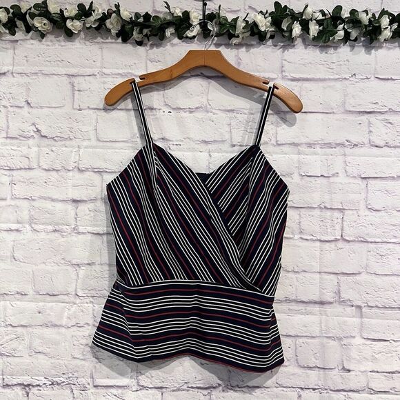 Woman SM Striped Pattern Camisole Crop Top Size‎ Large Sleeveless Casual - Picture 1 of 7